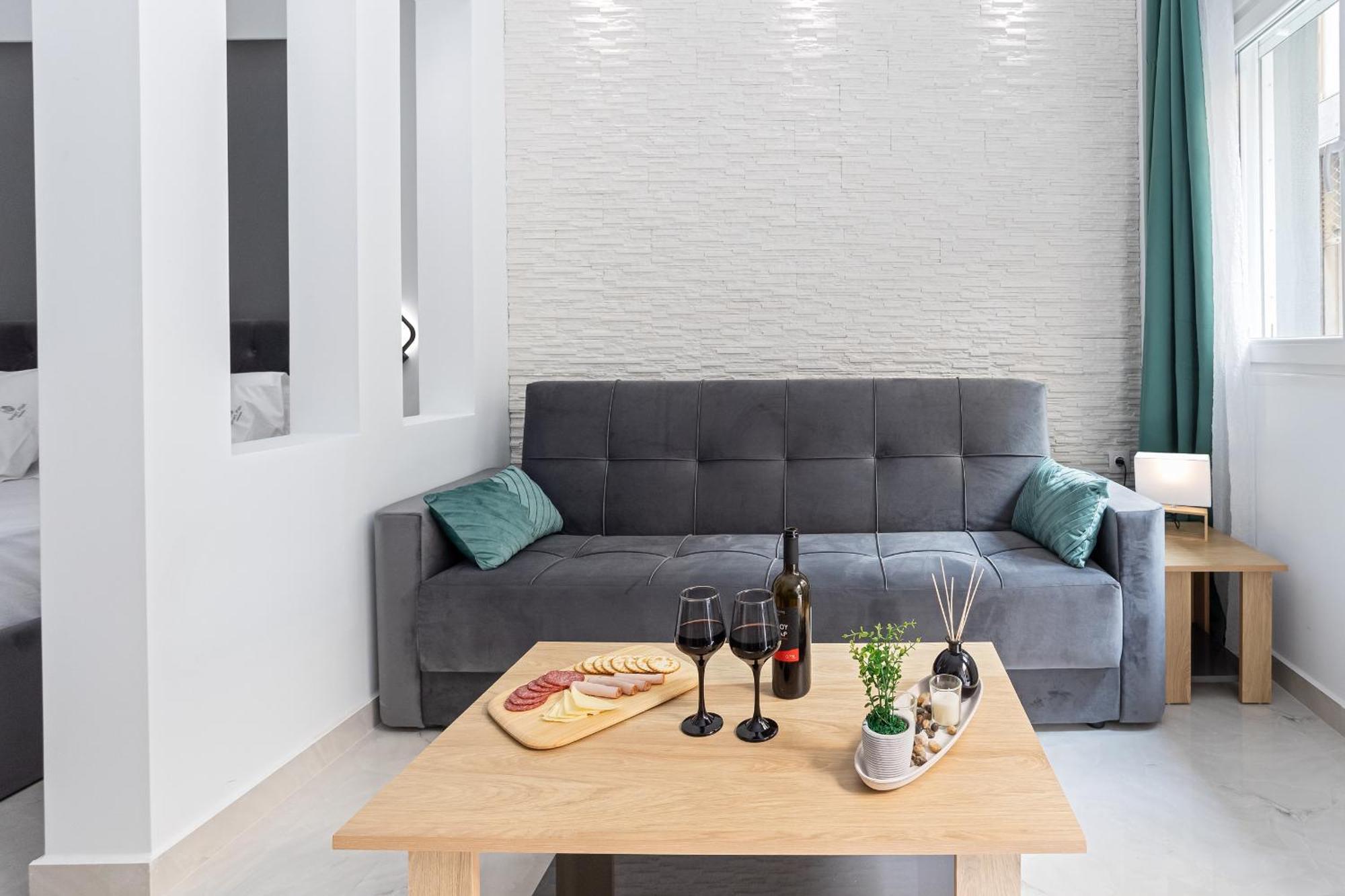 New Luxury Apartment In Downtown เทสซาโลนิกิ ภายนอก รูปภาพ