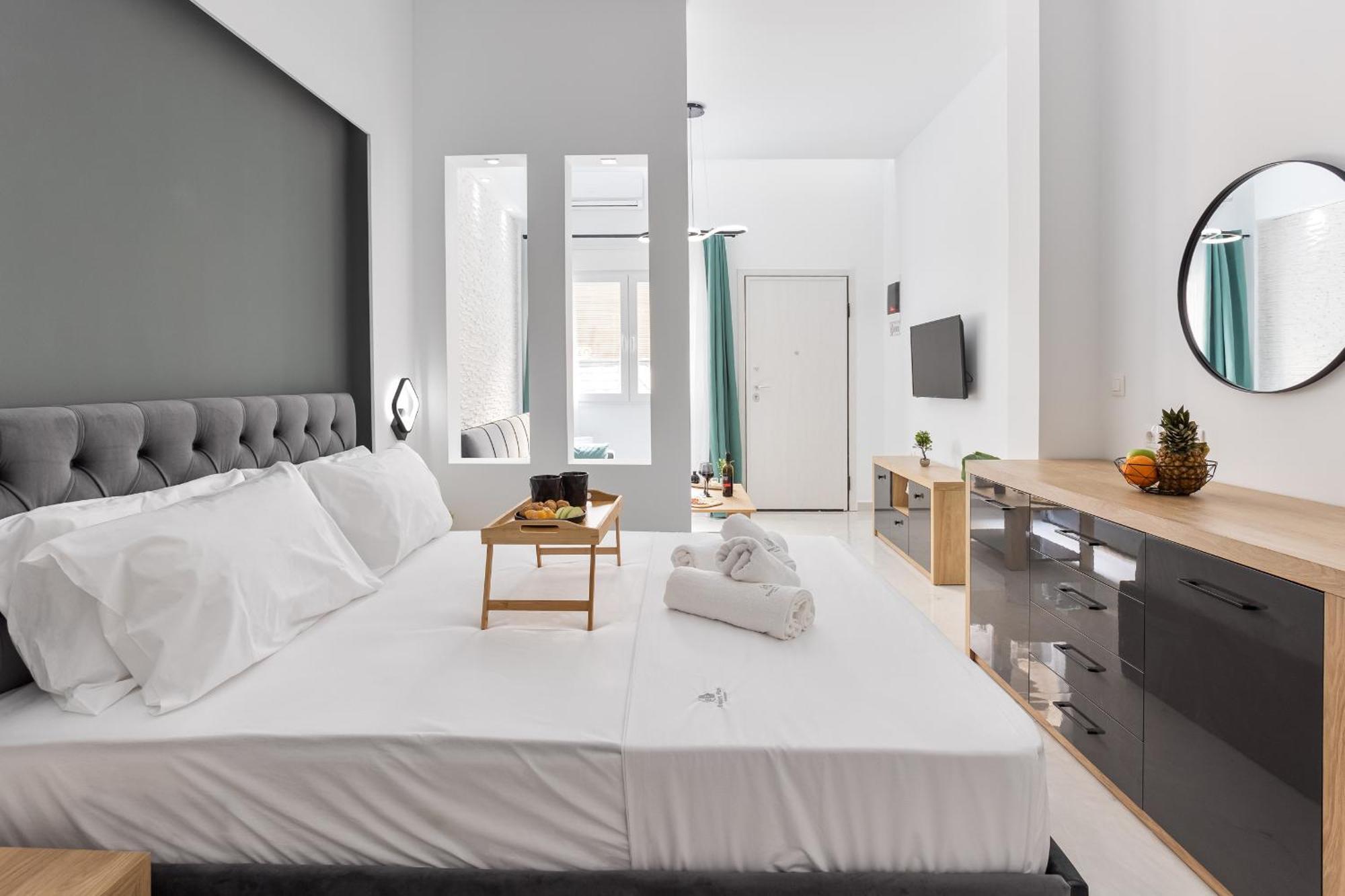 New Luxury Apartment In Downtown เทสซาโลนิกิ ภายนอก รูปภาพ